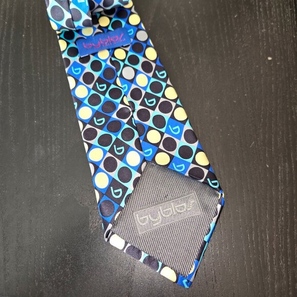 Byblos Men's 100% Silk Tie Made in Italy Blue Yellow Polka Dot Geometric Pattern - Picture 3 of 6